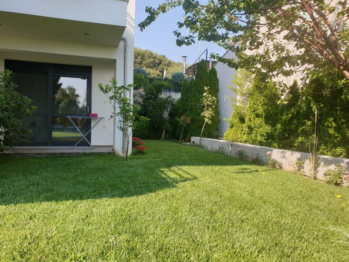 Aphrodites House Nea Iraklitsa Bagian luar foto